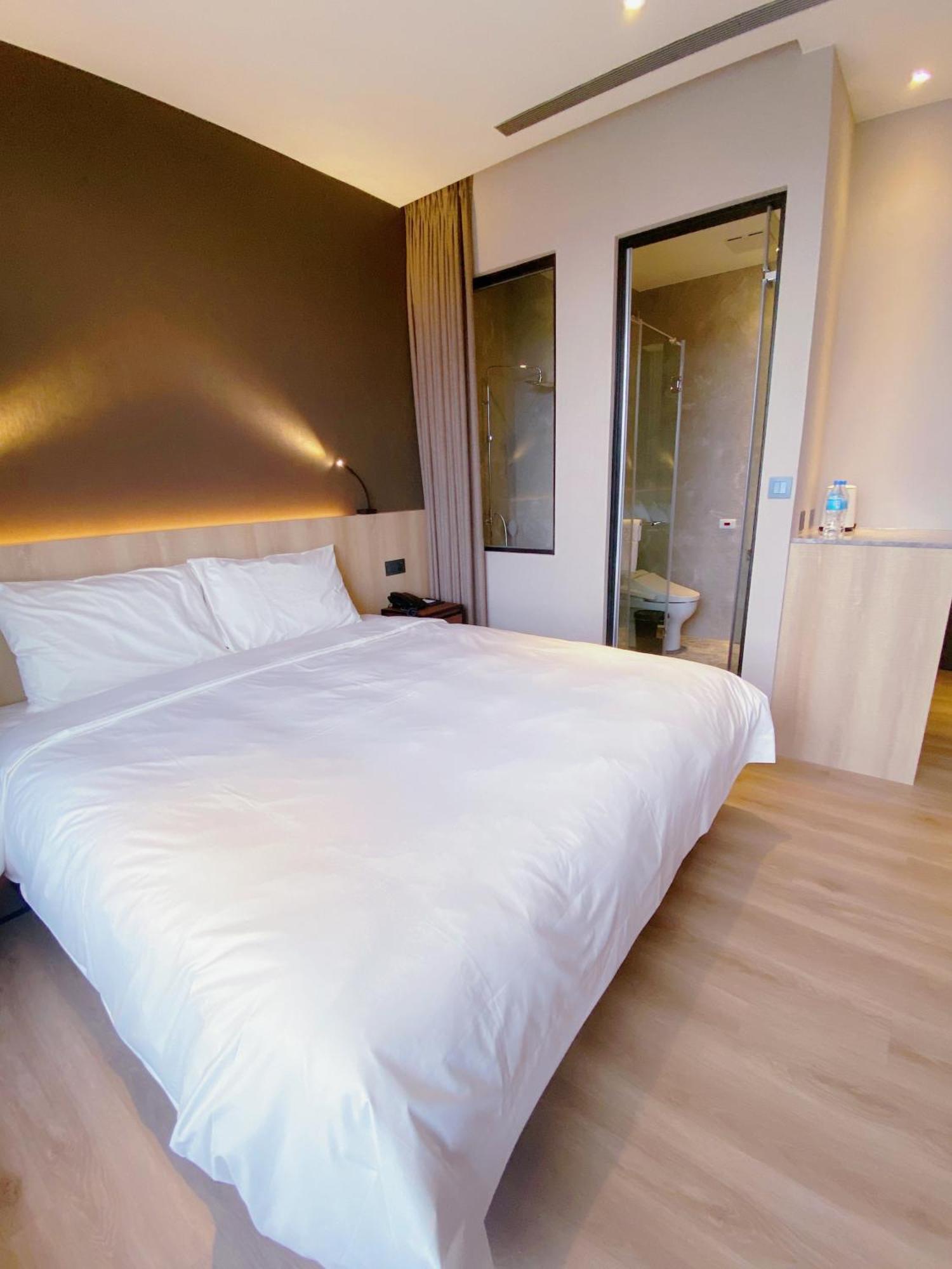 Alfar Hotel Таоюань Номер фото